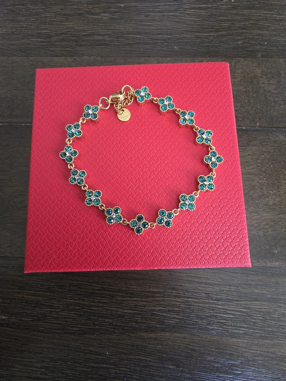 NWT 18K Gold Plated Emerald Green Clover Crystal Bracelet | Stainless Steel | Ad